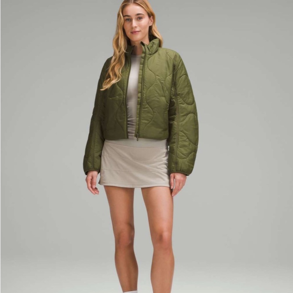 Lululemon Quilted Light Insulation Cropped Jacket
Ether Green